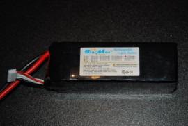 Starmax Li-Po 3700mAh 22,2v 25C for F16 & F18 & F4